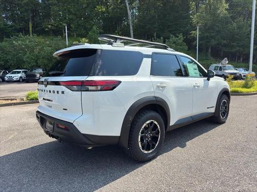 2025 Nissan Pathfinder Rock Creek 4WD