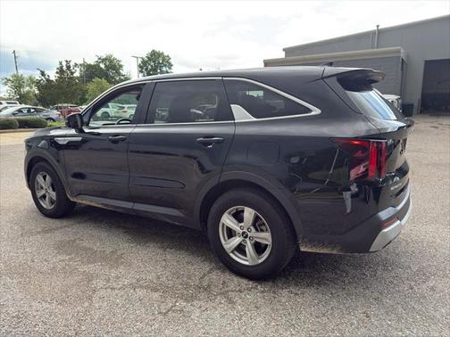 2024 Kia Sorento LX