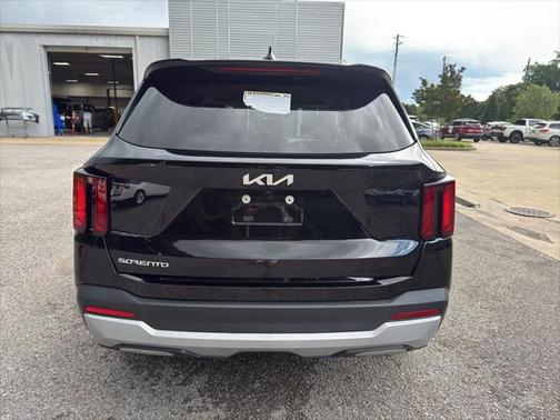 2024 Kia Sorento LX