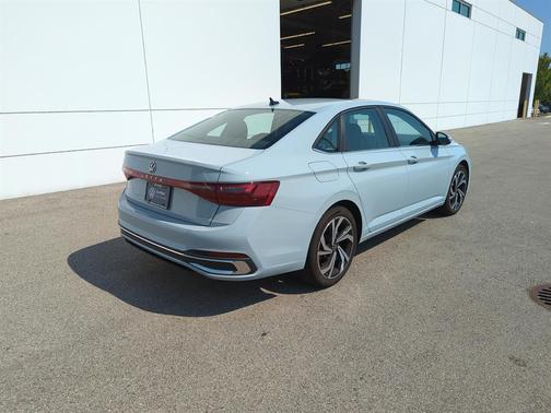 2025 Volkswagen Jetta 1.5T SEL