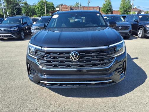2024 Volkswagen Atlas Cross Sport 2.0T SEL R-Line