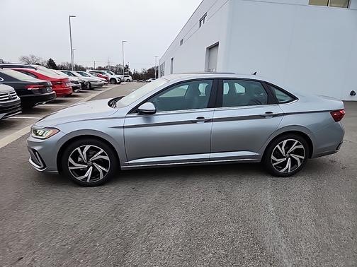 2025 Volkswagen Jetta 1.5T SEL