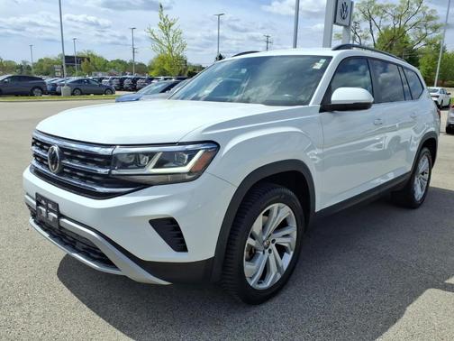 Pure White 2021 Volkswagen Atlas 3.6 SE w/ Technology