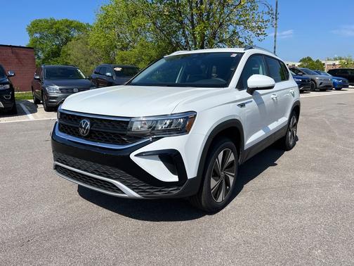 2024 Volkswagen Taos 1.5T SE