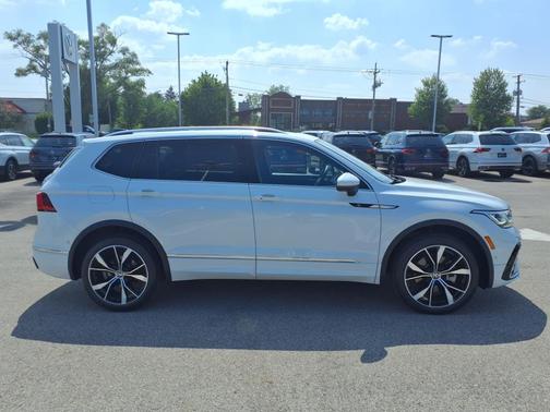 2022 Volkswagen Tiguan 2.0T SEL R-Line