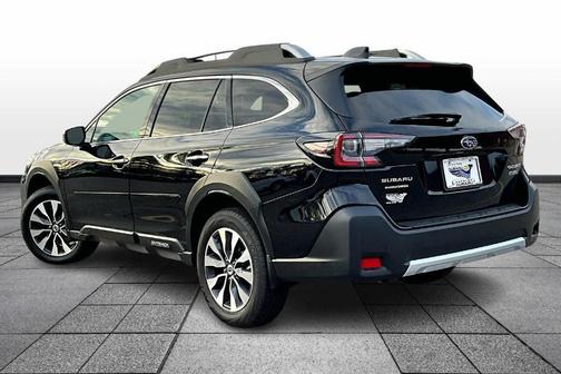 2025 Subaru Outback Touring