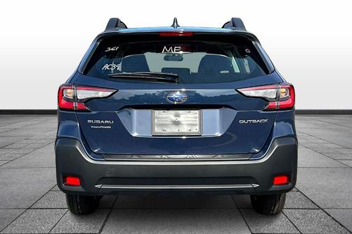 2025 Subaru Outback Base