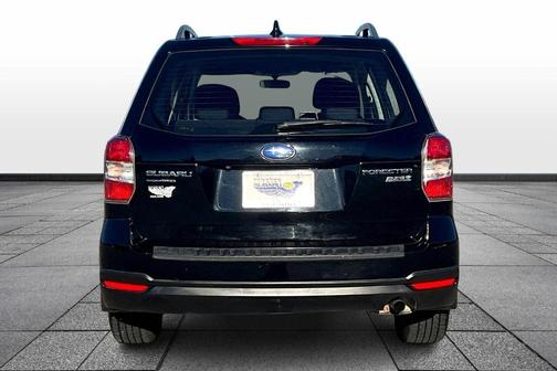 2016 Subaru Forester 2.5i