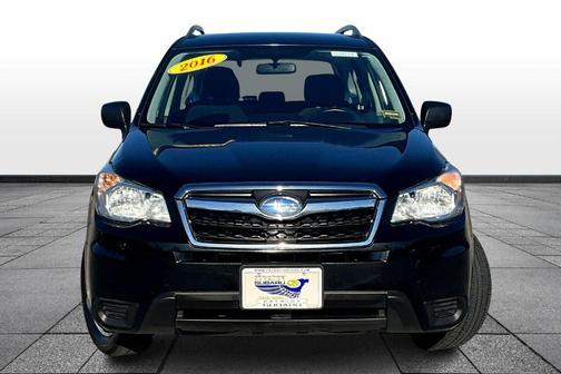 2016 Subaru Forester 2.5i
