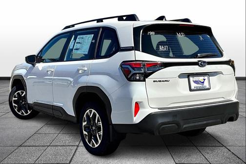 2025 Subaru Forester Base