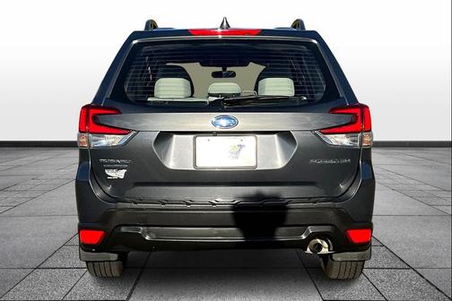2023 Subaru Forester Base