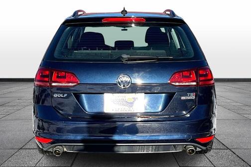 2017 Volkswagen Golf SportWagen TSI S