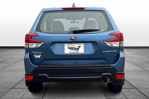 2022 Subaru Forester Base (CVT)