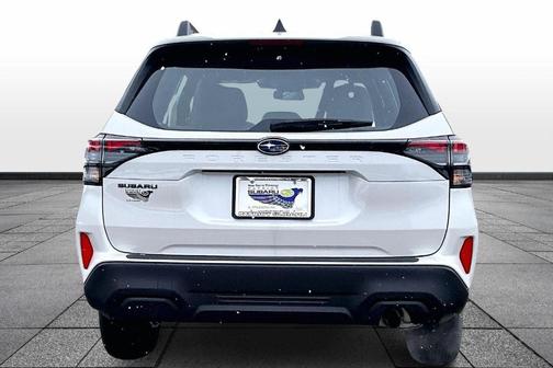 2025 Subaru Forester Base