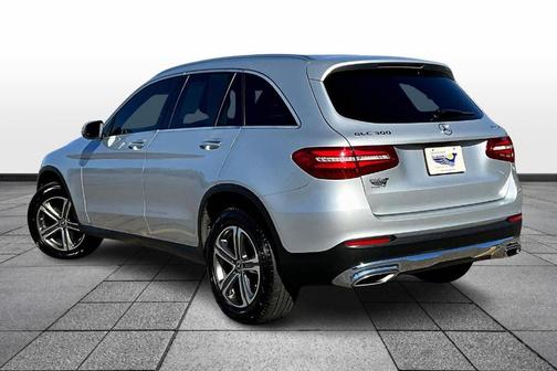 2018 Mercedes-Benz GLC 300 Base 4MATIC