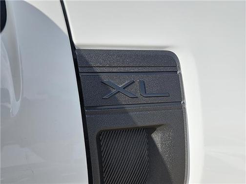 Oxford White 2024 Ford Maverick XL