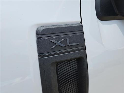 Oxford White 2024 Ford Maverick XL