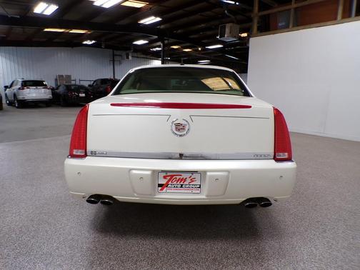 2007 Cadillac DTS Performance