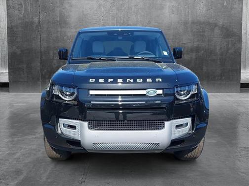 2025 Land Rover Defender 110 P300