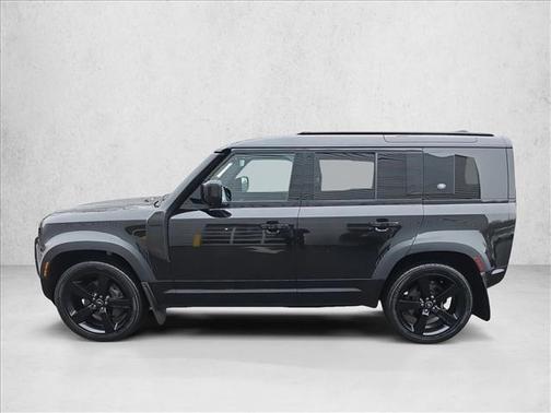 2022 Land Rover Defender 110 X-Dynamic SE