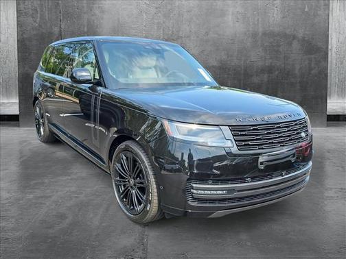 2025 Land Rover Range Rover P400 SE 7 Seat