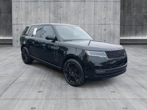 2025 Land Rover Range Rover P400 SE 7 Seat