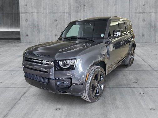 2025 Land Rover Defender 110 P400 X-Dynamic SE