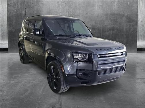 2025 Land Rover Defender 110 P400 X-Dynamic SE