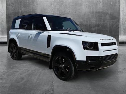 2025 Land Rover Defender 110 P400 X-Dynamic SE
