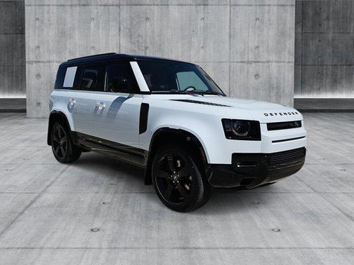 2025 Land Rover Defender 110 P400 X-Dynamic SE