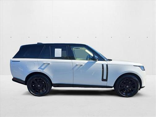 2023 Land Rover Range Rover P530 SE