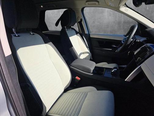 2025 Land Rover Discovery Sport S