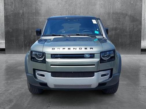 2025 Land Rover Defender 110 P300
