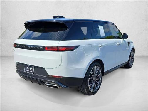 Fuji White 2024 Land Rover Range Rover Sport SE