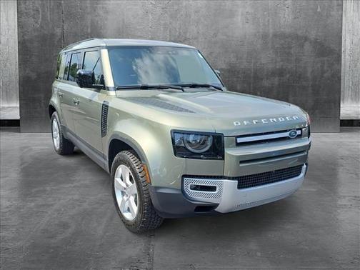 2025 Land Rover Defender 110 P300