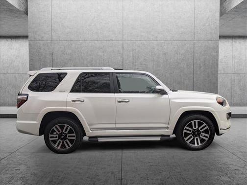 Photo 4 of 25 of 2018 Toyota 4Runner Limited