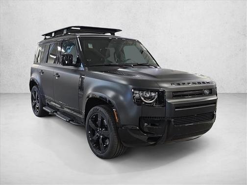 Santorini Black Metallic 2026 Land Rover Defender P400 X-Dynamic SE