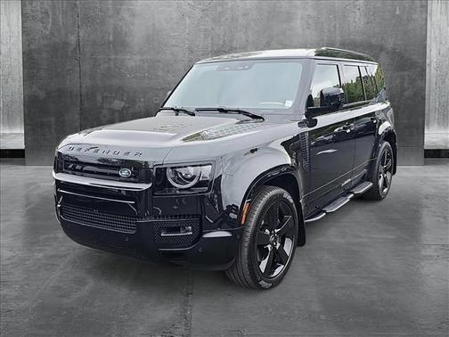 2025 Land Rover Defender 110 P400 X-Dynamic SE
