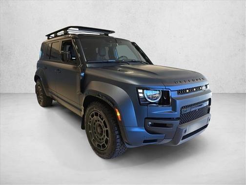 2026 Land Rover Defender OCTA