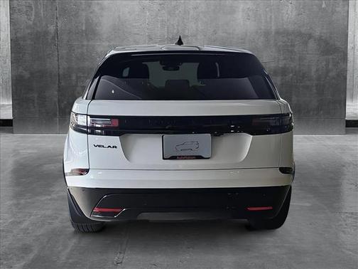 2026 Land Rover Range Rover Velar P400 Dynamic SE