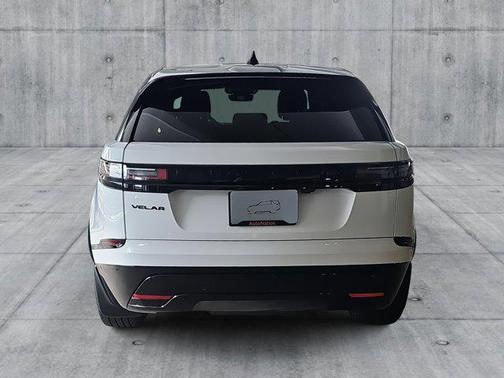2026 Land Rover Range Rover Velar P400 Dynamic SE