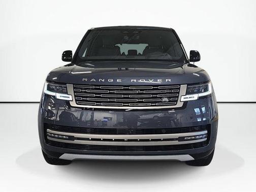 2026 Land Rover Range Rover P400 SE 7 Seat