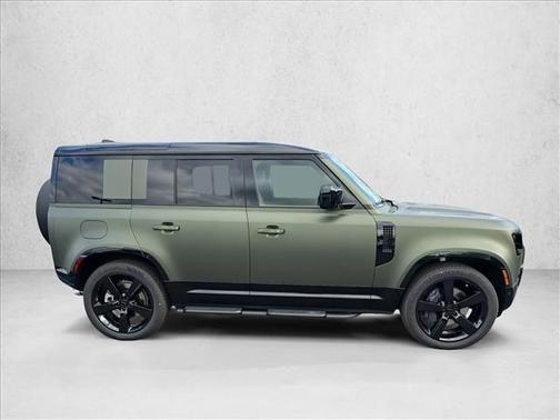 2026 Land Rover Defender X-Dynamic SE