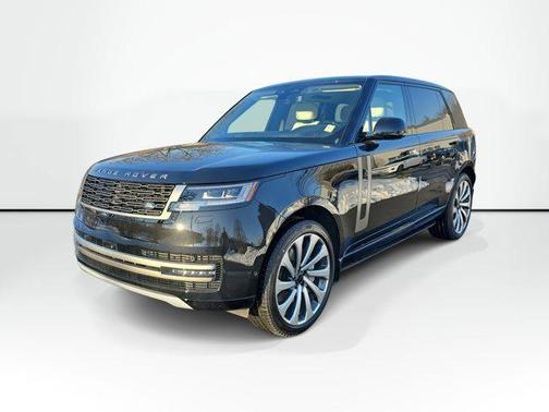 2026 Land Rover Range Rover P530 SE 7 Seat
