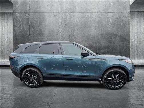 2026 Land Rover Range Rover Velar P250 SE R-Dynamic