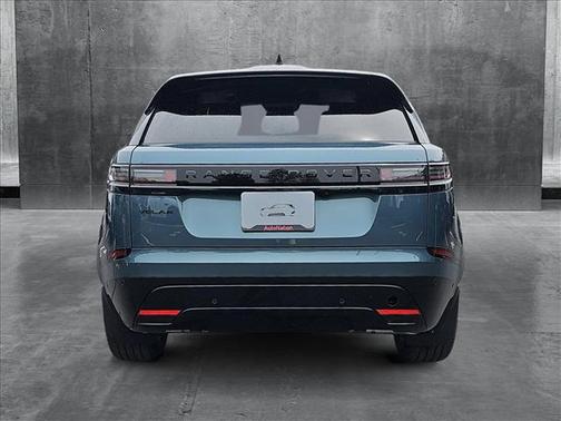 2026 Land Rover Range Rover Velar P250 SE R-Dynamic