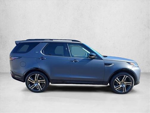 2026 Land Rover Discovery Tempest Edition