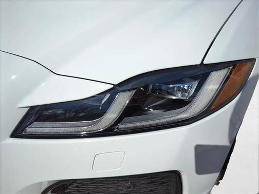 2024 Jaguar XF R-Dynamic SE P250 AWD Automatic