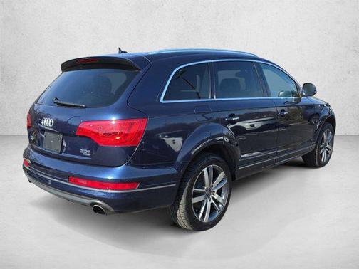 Red 2014 Audi Q7 3.0T Premium Plus