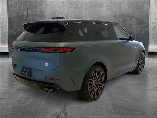 2025 Land Rover Range Rover Sport P635 SV Edition Two
